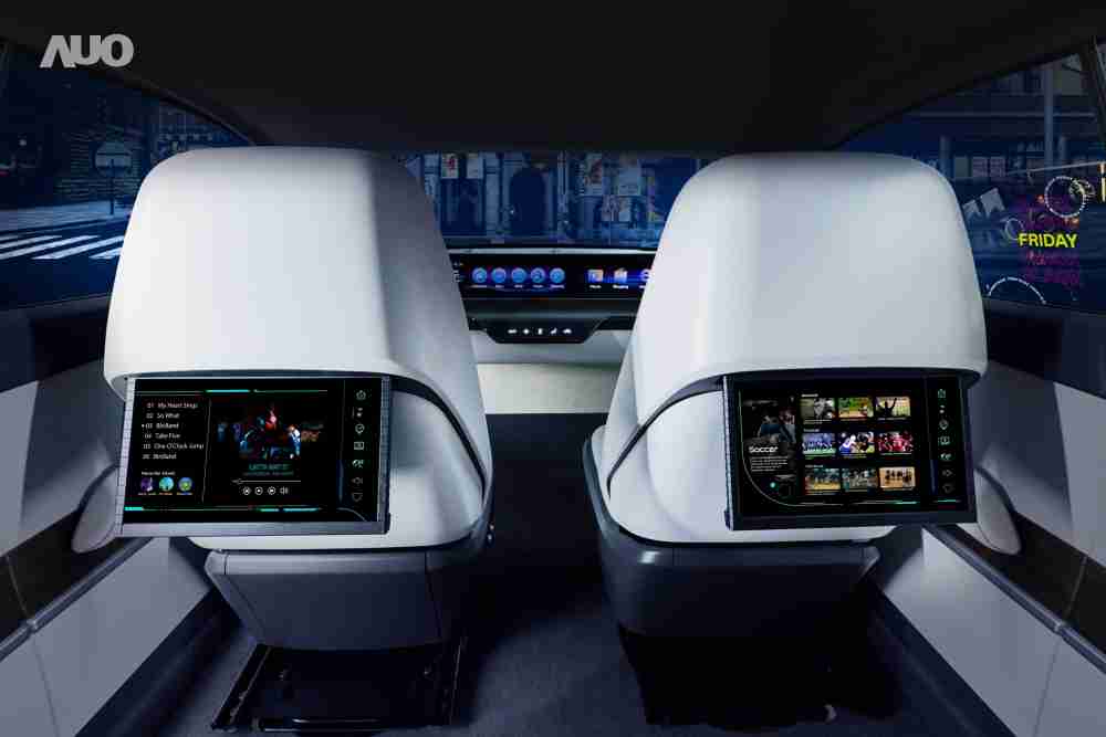 开云电子新一代Smart Cockpit 2024，，以Micro LED先进显示技术优势，，，创建〝可卷式后座娱乐显示器〞，，，仅在互动时才显示出所需画面及信息，，扩充更丰富的娱乐和交互信息服务，，，获国际奖项荣耀